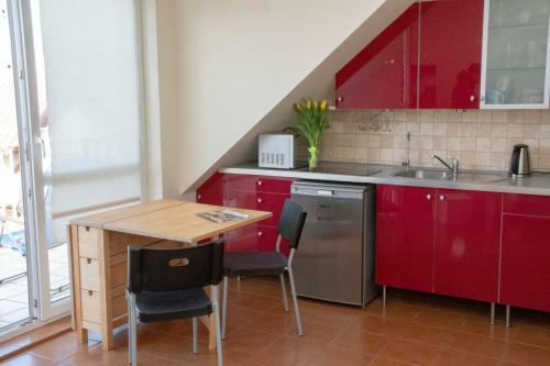 Apartament Z Balkonem I Parkingiem