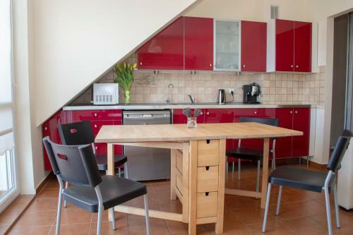 Apartament Z Balkonem I Parkingiem