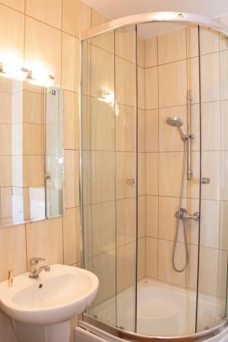 Apartament Z Balkonem I Parkingiem