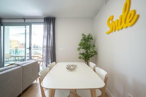 Seafront Duna Beach Luxury Apartment
