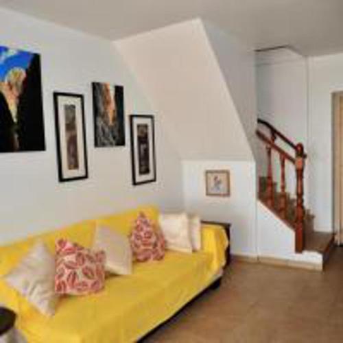 Stunning 7-bed Villa Private Pool Tennis Court