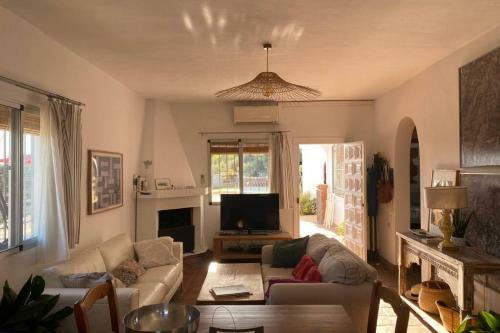 Villa La Higuera, Swimmingpool, Parking, Sea Views
