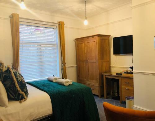 Hostal Cloves Boutique Bed & Breakfast