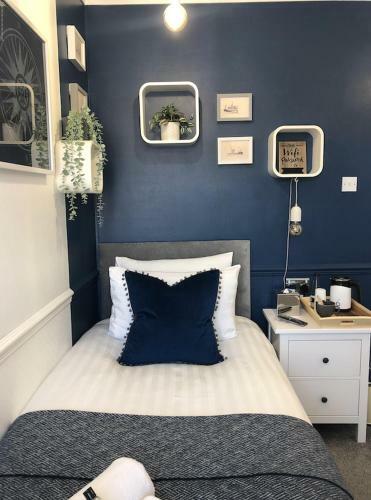 Hostal Cloves Boutique Bed & Breakfast