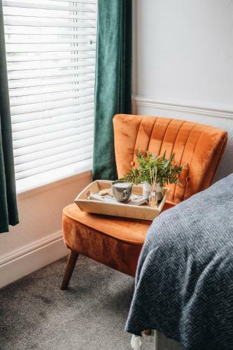 Hostal Cloves Boutique Bed & Breakfast