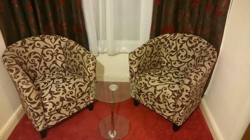Hostal Gateway Express