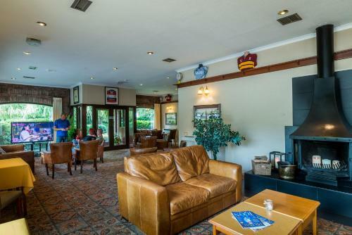 Parkway Hotel & Spa