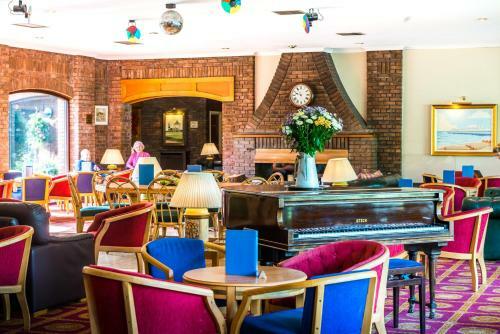 Parkway Hotel & Spa