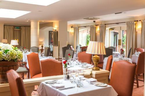 Parkway Hotel & Spa