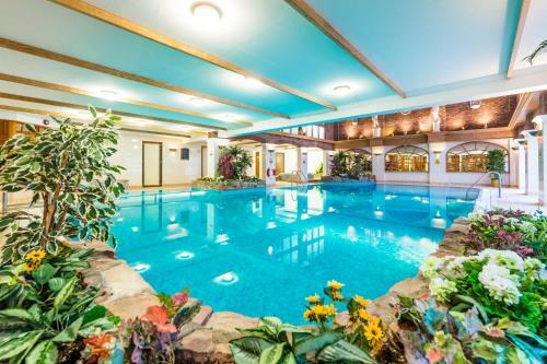 Parkway Hotel & Spa
