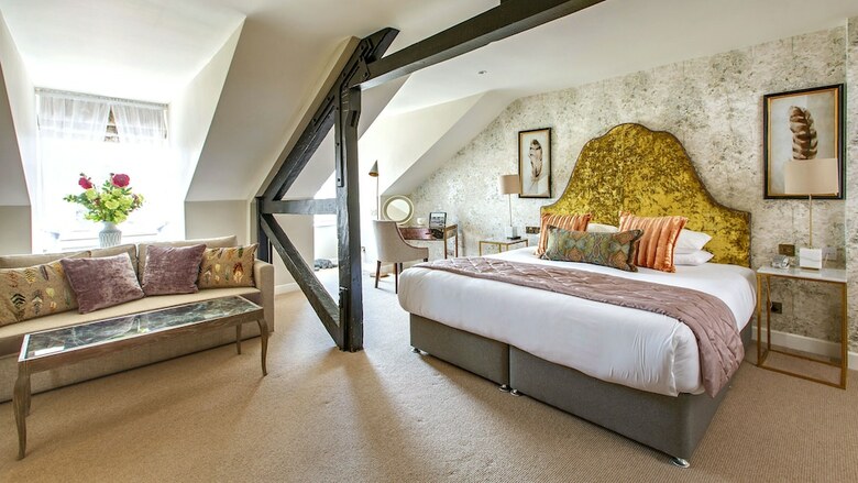 The Maids Head Hotel