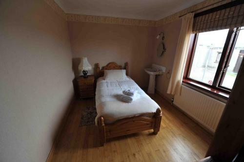 Hostal Sandwick Bay Guest House