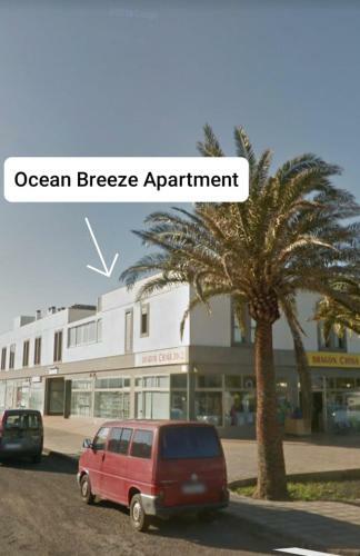 Ocean Breeze Apartment