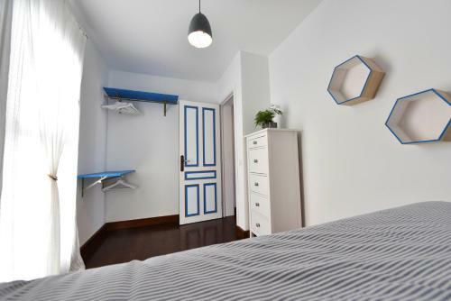 Cotillo Blue