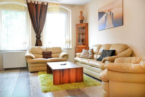 Apartamento Dom W Santocznie