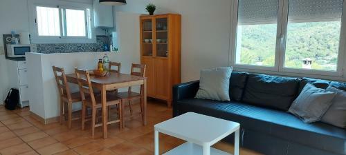 Apartamento Muy Tranquilo Con Piscina