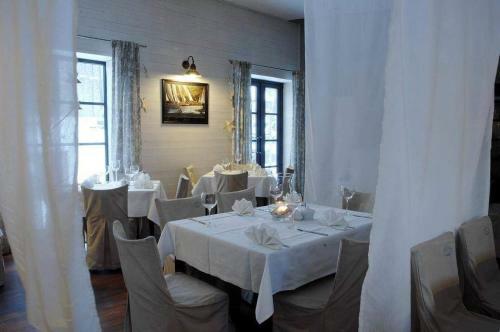Hotel Portus