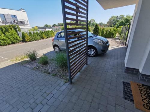 Sunny Garden Apartment