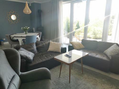 Sunny Garden Apartment