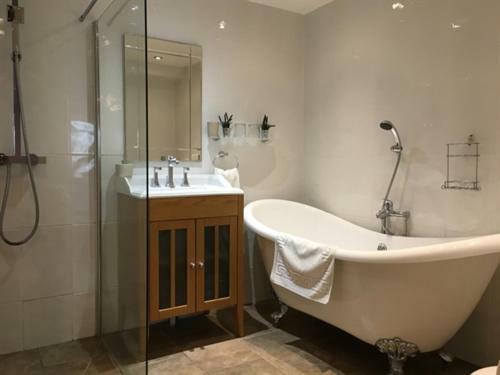 Stoneleigh Barn Bed And Breakfast