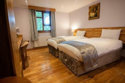 Westone Manor Hotel