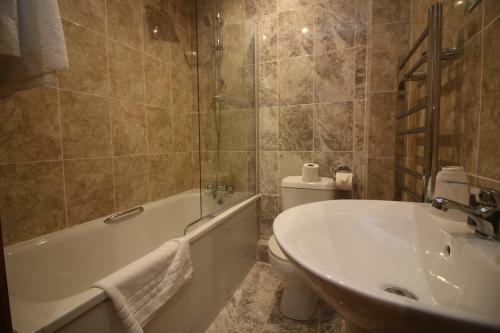 Westone Manor Hotel