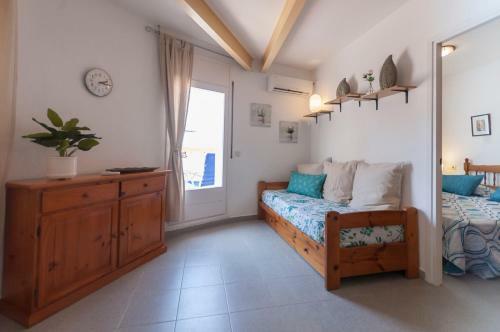 Lets Holidays Apartment Tossa Near Beach 2