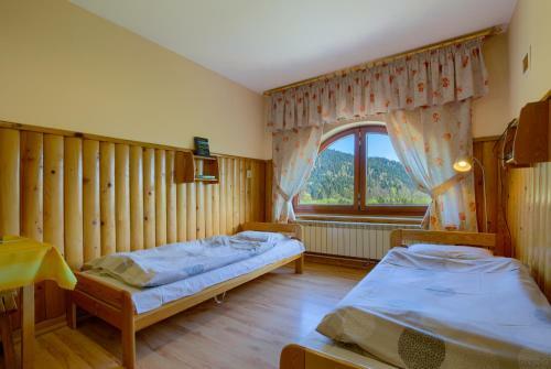 Bed & Breakfast Schronisko Pttk Trzy Korony