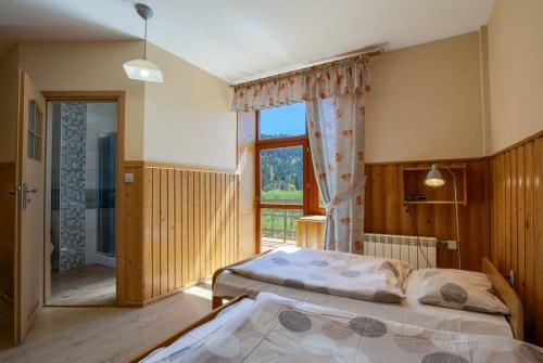 Bed & Breakfast Schronisko Pttk Trzy Korony