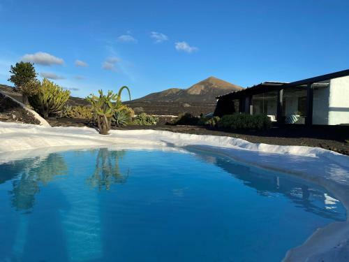Luxe Ecovilla List�n