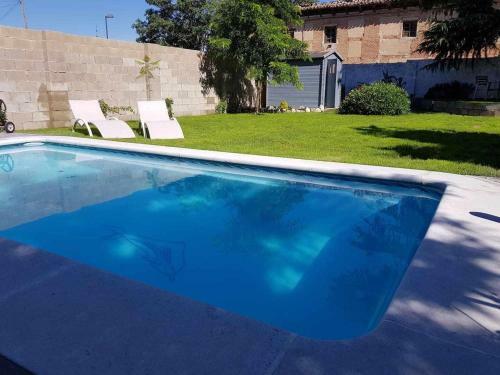 Casa De Campo Con Piscina 12 Personas