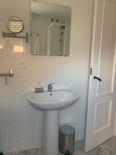 Hostal Alojamiento Weier