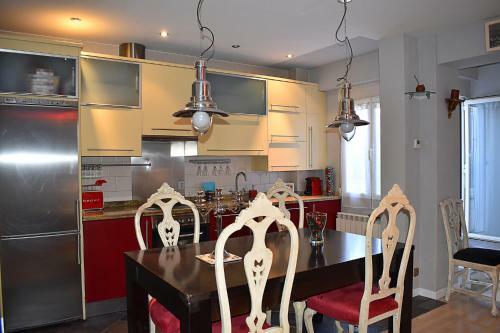 Apartamento San Quirce - C�ntrico Y Reformado- Wifi Y Netflix