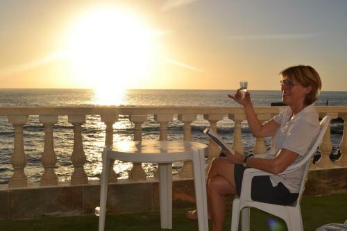 Sunset In The Atlantic Apartamentos Playa de Alojera