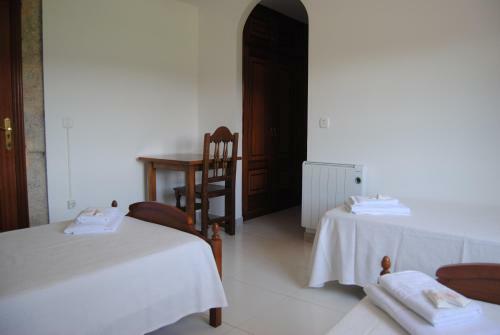 Hostal A Taberna De Gundi�n