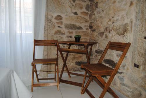 Hostal A Taberna De Gundi�n