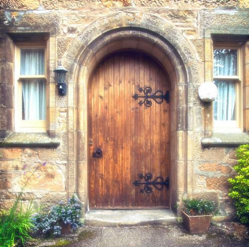 Cluny Bank Hotel