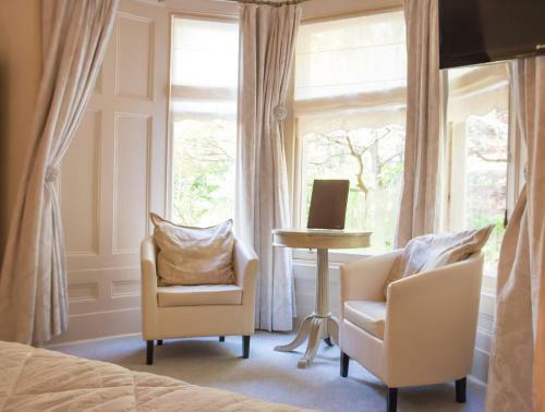 Cluny Bank Hotel