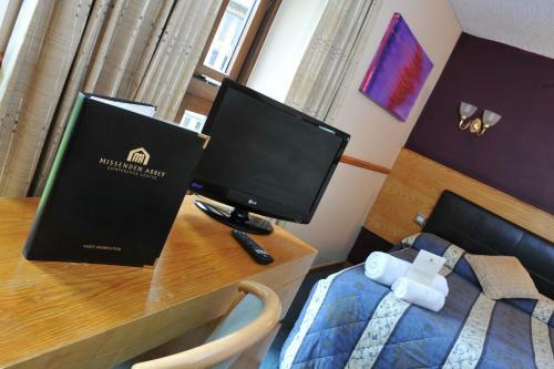 Bed & Breakfast Missenden Abbey