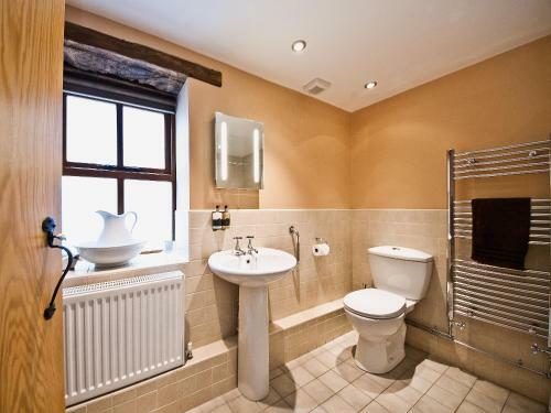 Three Horseshoes Cottage
