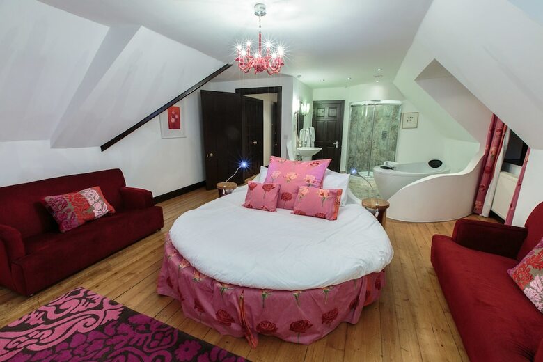 Bed & Breakfast Achnagairn Estate