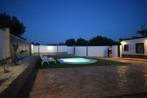 Bamb� � Casa Rural En Vejer Con Piscina Privada