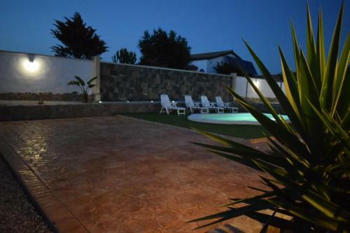 Bamb� � Casa Rural En Vejer Con Piscina Privada