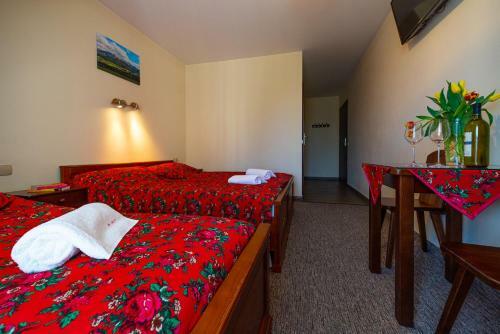 Bed & Breakfast Apartamenty I Pokoje W Willi Na Ubocy