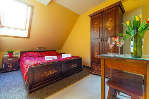 Bed & Breakfast Apartamenty I Pokoje W Willi Na Ubocy