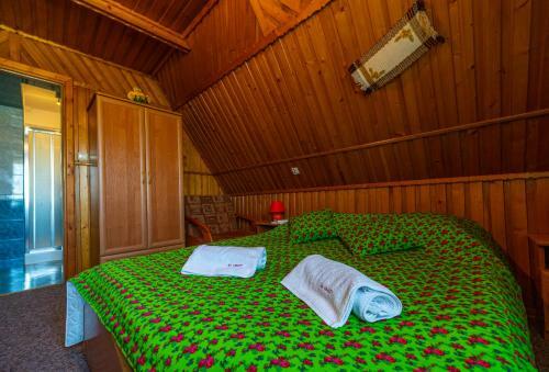 Bed & Breakfast Apartamenty I Pokoje W Willi Na Ubocy