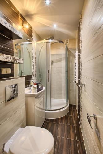 Bed & Breakfast Apartamenty I Pokoje W Willi Na Ubocy