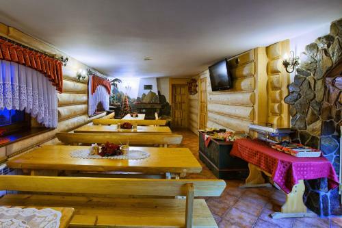 Bed & Breakfast Apartamenty I Pokoje W Willi Na Ubocy