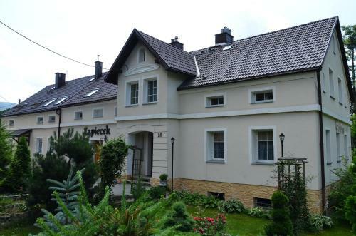 Hostal Go?ciniec Zapiecek