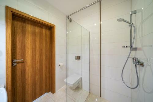 Przy Termach Domki Pokoje Apartamenty